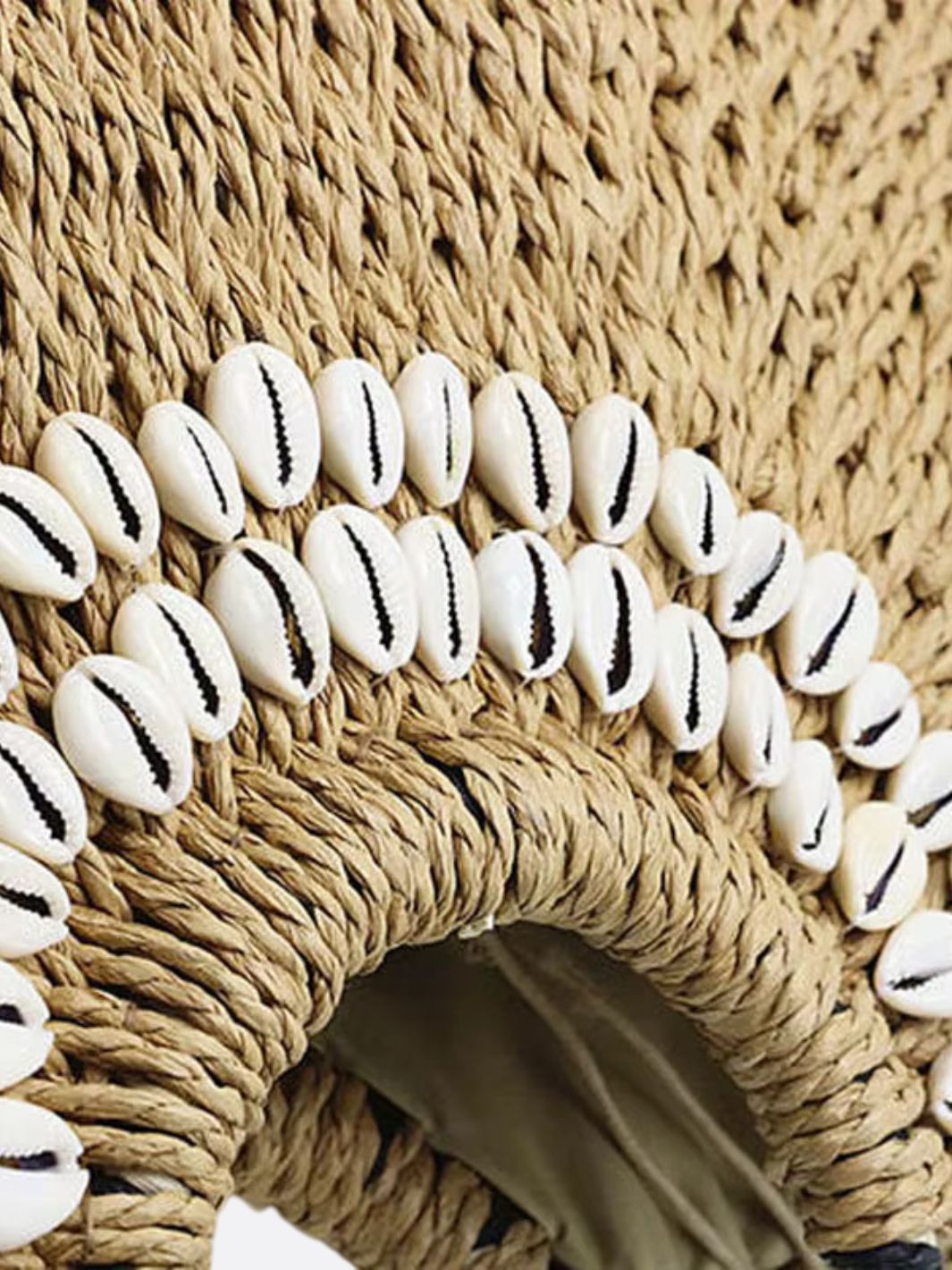 Sac en paille avec coquillage